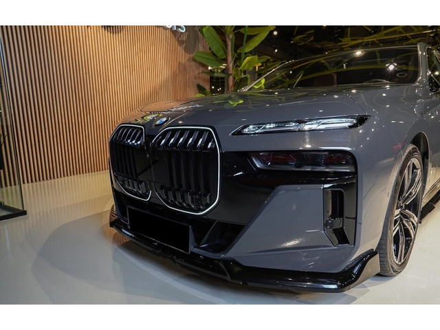 BMW 740d 740d xDrive M Sport Package Pro - автомобили, коли, обяви за нови и употребявани 5