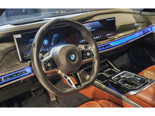 BMW 740d 740d xDrive M Sport Package Pro - автомобили, коли, обяви за нови и употребявани 7