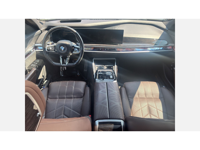 BMW 740d xDrive - автомобили, коли, обяви за нови и употребявани 6