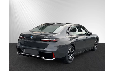 bmw-740d-xdrive-m-sport-hud-skylounge-panorama-distronic-360-szh-luft-bowers-wilkins-massage-leder-fullled-ambient-20zoll-icarbg-29kkm-my23-icarstarazagora - 2