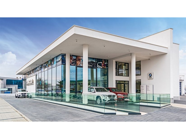 BMW 740d xDrive Sedan - автомобили, коли, обяви за нови и употребявани 6