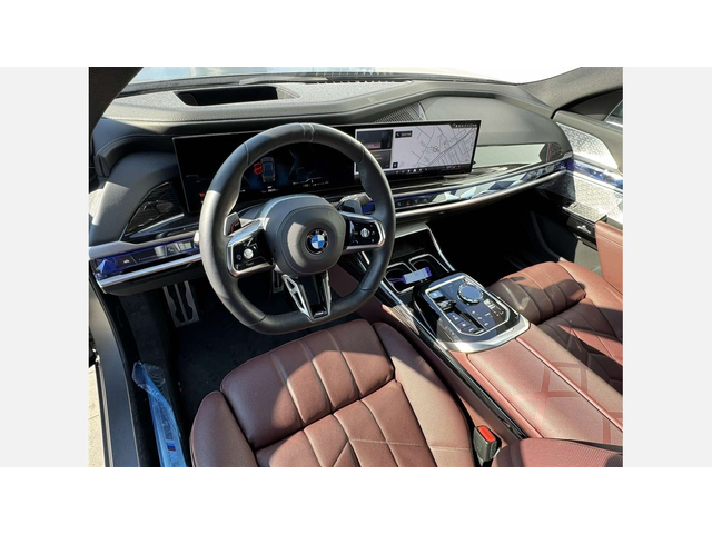 BMW 740d xDrive Sedan - автомобили, коли, обяви за нови и употребявани 5