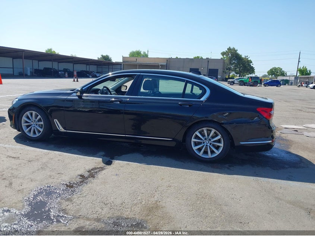 BMW 740I 3.0L I-6 DI, DOHC, VVT, TURBO, 320HP Rear Wheel Drive - автомобили, коли, обяви за нови и употребявани 13