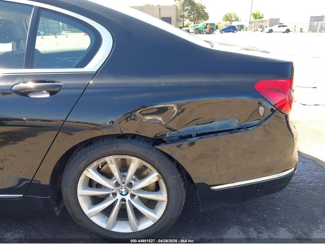 BMW 740I 3.0L I-6 DI, DOHC, VVT, TURBO, 320HP Rear Wheel Drive - автомобили, коли, обяви за нови и употребявани 5