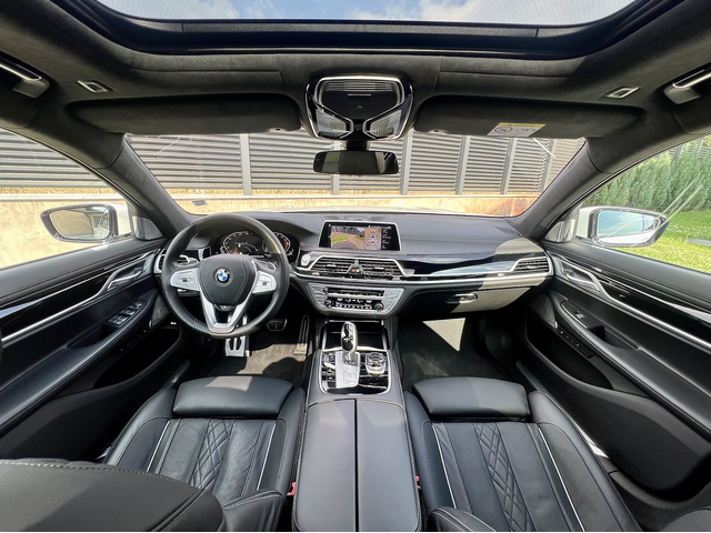 BMW 740Ld xDrive Гаранция Executive Drive Pro B&W TV - автомобили, коли, обяви за нови и употребявани 4