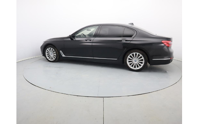 BMW 750 - автомобили, коли, обяви за нови и употребявани 24