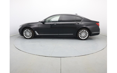 BMW 750 - автомобили, коли, обяви за нови и употребявани 26