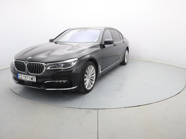 BMW 750 - автомобили, коли, обяви за нови и употребявани 33