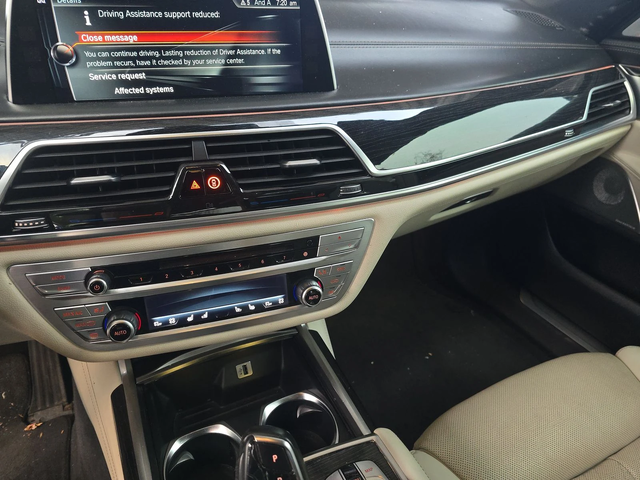 BMW 750 Li / M-PACK / FULL MAXX / УНИКАТ ! - автомобили, коли, обяви за нови и употребявани 10