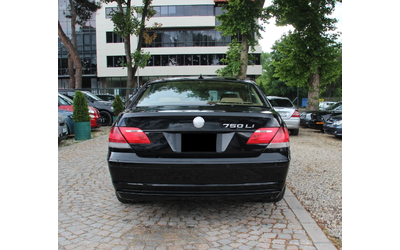 bmw-750 - 5