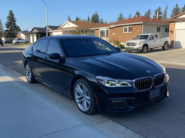 BMW 750 * 750i xDrive * CARFAX * ЦЕНА ДО БГ - автомобили, коли, обяви за нови и употребявани 3