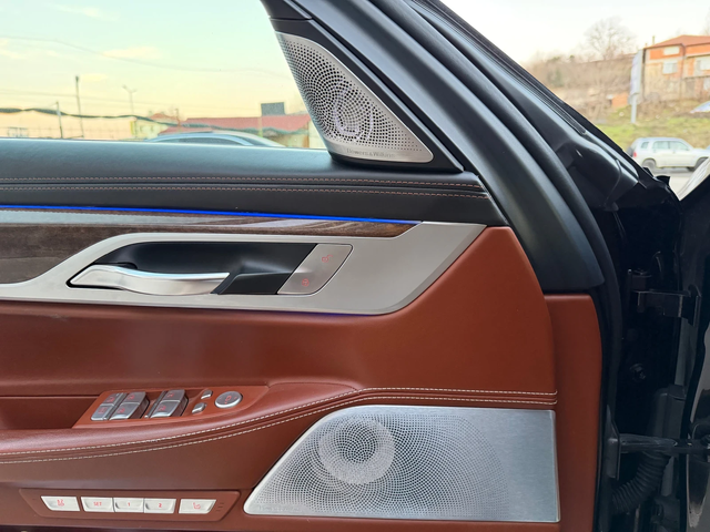 BMW 750 FULL MAX - автомобили, коли, обяви за нови и употребявани 14