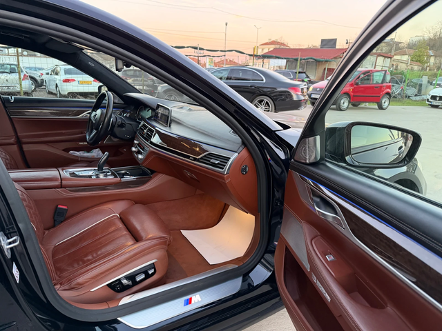 BMW 750 FULL MAX - автомобили, коли, обяви за нови и употребявани 9