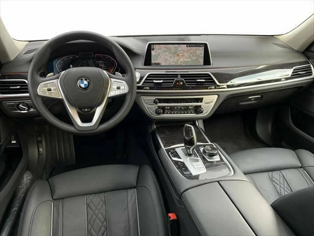 BMW 750 d xDrive - автомобили, коли, обяви за нови и употребявани 7