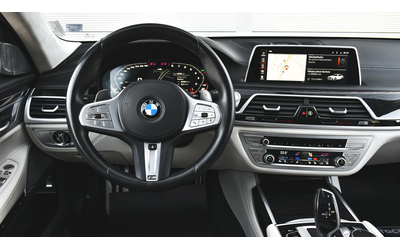 BMW 750 i xDrive M Sport Sportautomatic - автомобили, коли, обяви за нови и употребявани 8