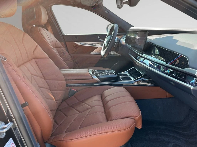 BMW 750 750e Theatre Screen - автомобили, коли, обяви за нови и употребявани 5