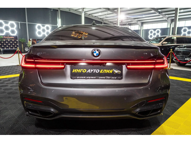 BMW 750 I XDRIVE LONG FULL M PACK CARBON H&K ЛИЗИНГ 100% - автомобили, коли, обяви за нови и употребявани 7