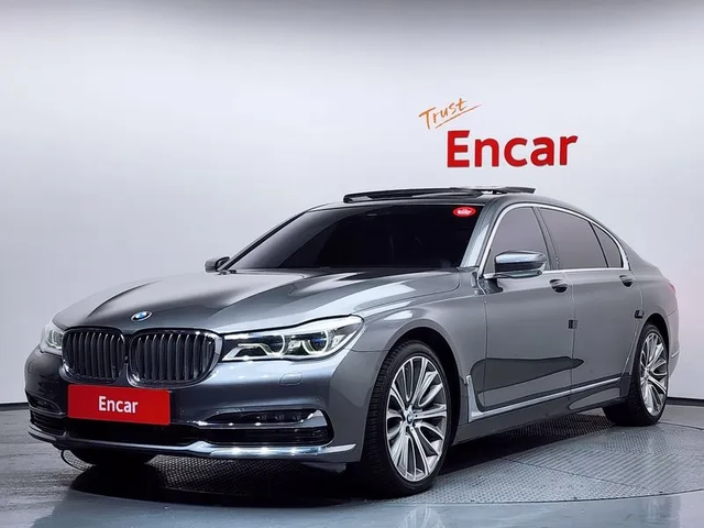 BMW 750 Li xDrive Premium - автомобили, коли, обяви за нови и употребявани 0