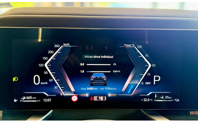 BMW 750 e* Bowers&Wilkins* Лизинг* Swarovski - автомобили, коли, обяви за нови и употребявани 11