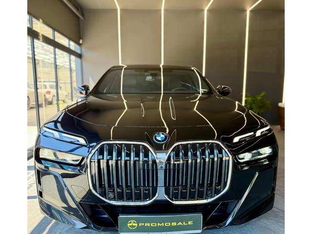 BMW 750 e* Bowers&Wilkins* Лизинг* Swarovski - автомобили, коли, обяви за нови и употребявани 1