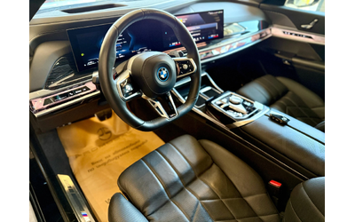 BMW 750 e* Bowers&Wilkins* Лизинг* Swarovski - автомобили, коли, обяви за нови и употребявани 8