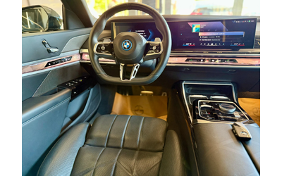 BMW 750 e* Bowers&Wilkins* Лизинг* Swarovski - автомобили, коли, обяви за нови и употребявани 9