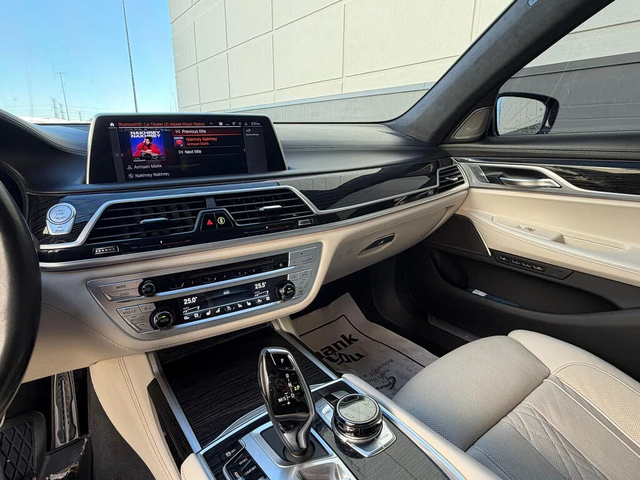 BMW 750 2020| M-PK| LASER| HARMAN| DISTRONIK| МАСАЖ| BLACK - автомобили, коли, обяви за нови и употребявани 4