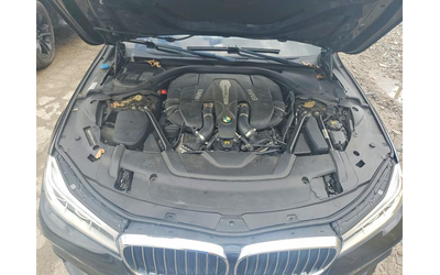 BMW 750 4.4L 8 ALL WHEEL DRIVE - автомобили, коли, обяви за нови и употребявани 10