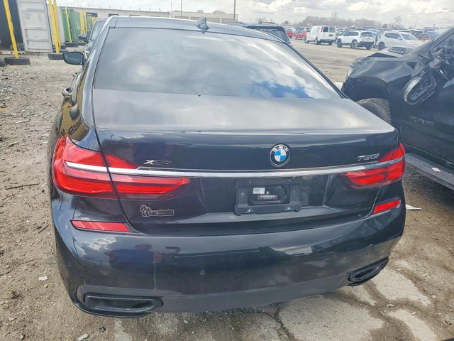 BMW 750 4.4L 8 ALL WHEEL DRIVE - автомобили, коли, обяви за нови и употребявани 5
