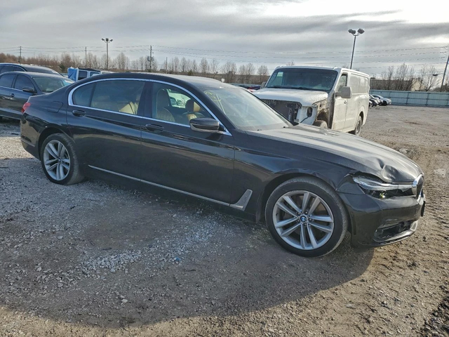 BMW 750 XDRIVE* ДИГИТАЛНО* ТАБЛО* 360КАМЕРА* LANE* ASSIST* - автомобили, коли, обяви за нови и употребявани 2