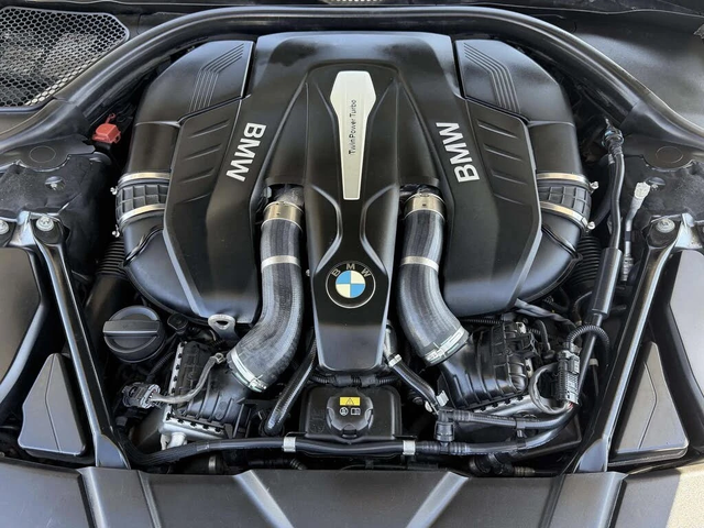 BMW 750 xDrive* АвтоКредит* (ЦЕНА ДО БГ) - автомобили, коли, обяви за нови и употребявани 14