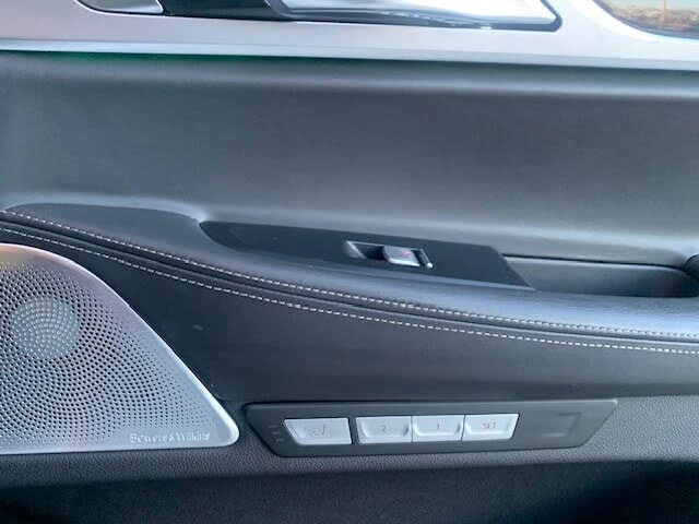 BMW 750 xDrive* AвтоКредит* (ЦЕНА ДО БГ) - автомобили, коли, обяви за нови и употребявани 11