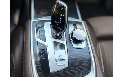 BMW 750 xDrive* AвтоКредит* (ЦЕНА ДО БГ) - автомобили, коли, обяви за нови и употребявани 13