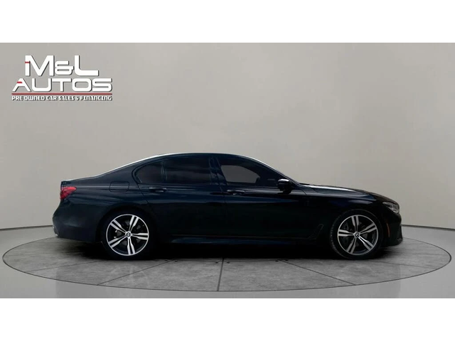 BMW 750 xDrive* AвтоКредит* (ЦЕНА ДО БГ) - автомобили, коли, обяви за нови и употребявани 3