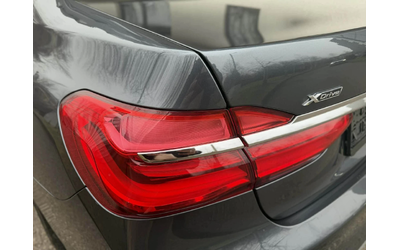 BMW 750 Li / X-DRIVE - автомобили, коли, обяви за нови и употребявани 15