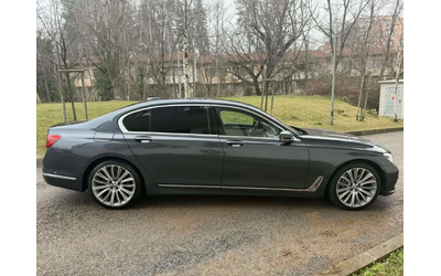 BMW 750 Li / X-DRIVE - автомобили, коли, обяви за нови и употребявани 7