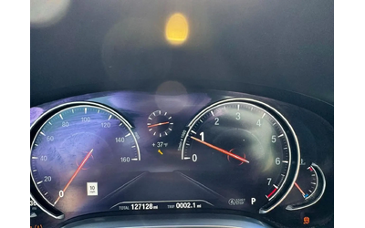 BMW 750 XI - автомобили, коли, обяви за нови и употребявани 9