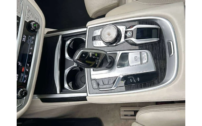 BMW 750 | DISTRONIC | HUD | ОБДУХВАНЕ | - автомобили, коли, обяви за нови и употребявани 15