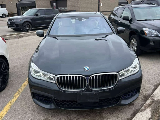 BMW 750 | DISTRONIC | HUD | ОБДУХВАНЕ | - автомобили, коли, обяви за нови и употребявани 5
