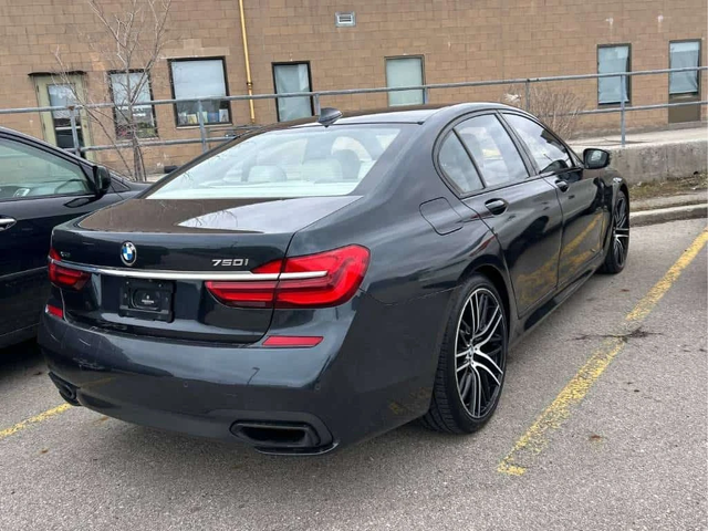 BMW 750 | DISTRONIC | HUD | ОБДУХВАНЕ | - автомобили, коли, обяви за нови и употребявани 9