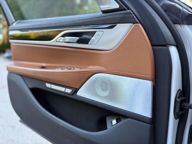 BMW 750 LONG * BOWERS&WILKINS* МАСАЖИ* ДИСТРОНИК* ОБДУХВАН - автомобили, коли, обяви за нови и употребявани 13