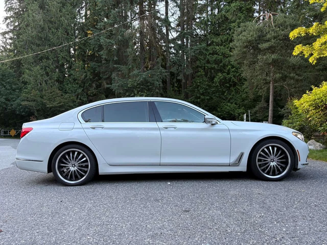 BMW 750 LONG * BOWERS&WILKINS* МАСАЖИ* ДИСТРОНИК* ОБДУХВАН - автомобили, коли, обяви за нови и употребявани 3