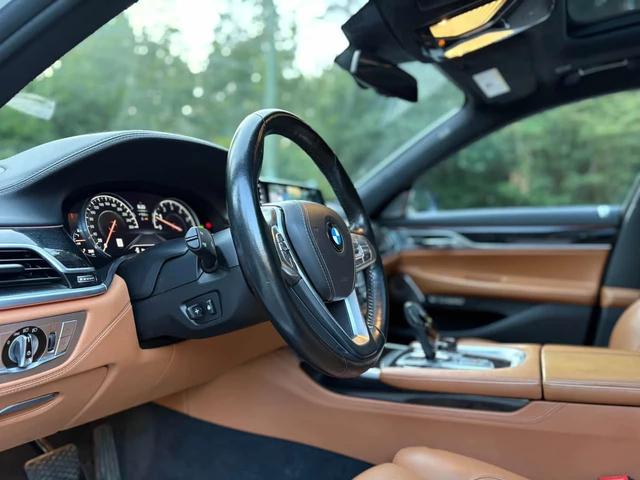 BMW 750 LONG * BOWERS&WILKINS* МАСАЖИ* ДИСТРОНИК* ОБДУХВАН - автомобили, коли, обяви за нови и употребявани 8