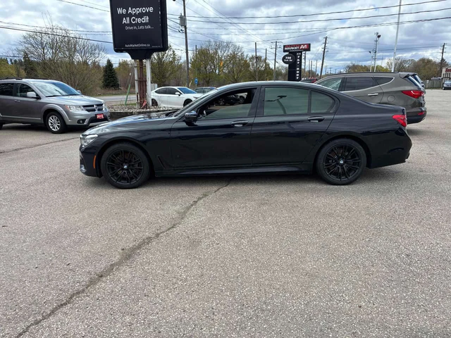 BMW 750 xDrive /360/DISTRONIC/Harman Kardon - автомобили, коли, обяви за нови и употребявани 1