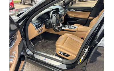 bmw-750 - 4