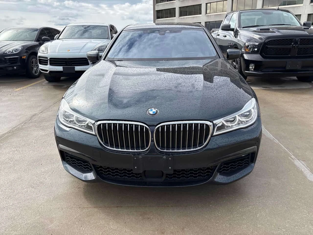 BMW 750 | DISTRONIC | HUD | HARMAN KARDON | ОБДУХВАНЕ | - автомобили, коли, обяви за нови и употребявани 5