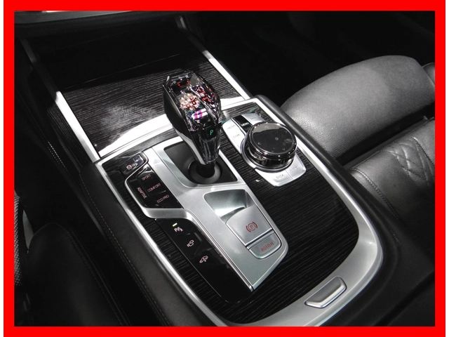 BMW 750 i xDrive / B&W / HUD / SWAROWSKI / ALPINA SPEEDO - автомобили, коли, обяви за нови и употребявани 11