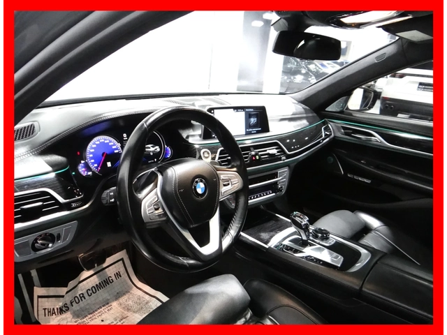 BMW 750 i xDrive / B&W / HUD / SWAROWSKI / ALPINA SPEEDO - автомобили, коли, обяви за нови и употребявани 6