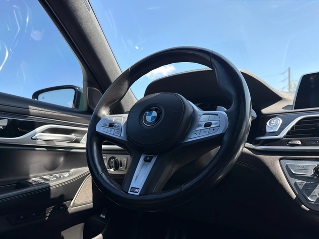 BMW 750 Li* M-SPORT* МАСАЖИ* ПАНО* HARMAN KARDON* 360* FUL - автомобили, коли, обяви за нови и употребявани 10