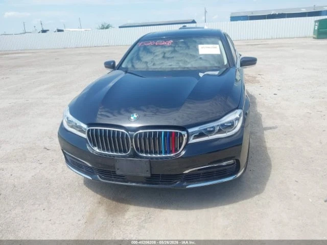 BMW 750 iL* xDrive* Bowers&Wilkins* ПАНО* FULL* - автомобили, коли, обяви за нови и употребявани 10